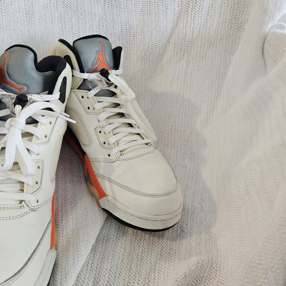 Jordan 5 Men's White and Orange Sneakers Size 14 - Picture 3 of 16